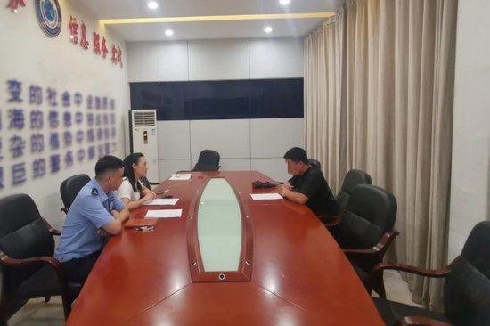 湖南吉首1.jpg 湖南吉首1.jpg